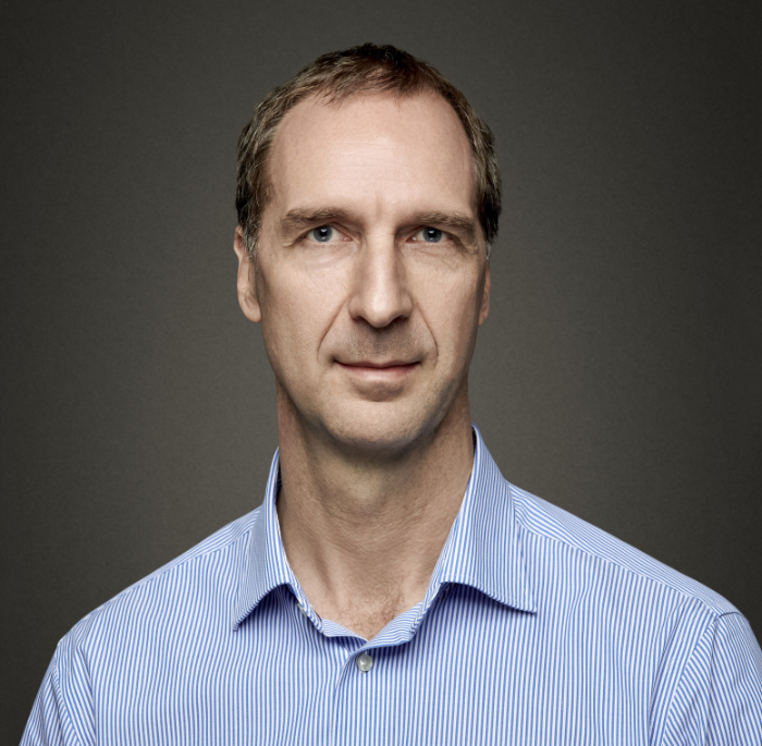 Dr. Oszkó Péter